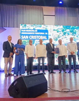 Presentan Plan Municipal de Ordenamiento Territorial de San Cristóbal